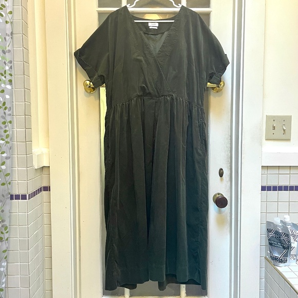 TOAST needlecord dress green XL XXL 16 18 sash pleated - Picture 8 of 16